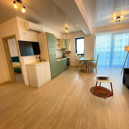 Sunny Lake Holiday Residence Mamaia